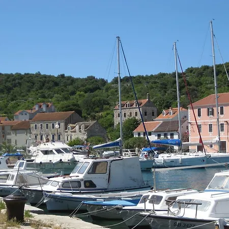Cosy Stone Holiday Holiday home Zlarin