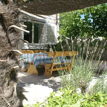 Cosy Stone Holiday Holiday home